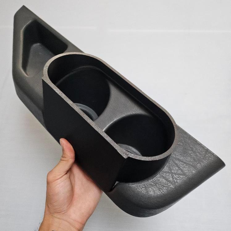"TheHolder" fits freightliner Century class